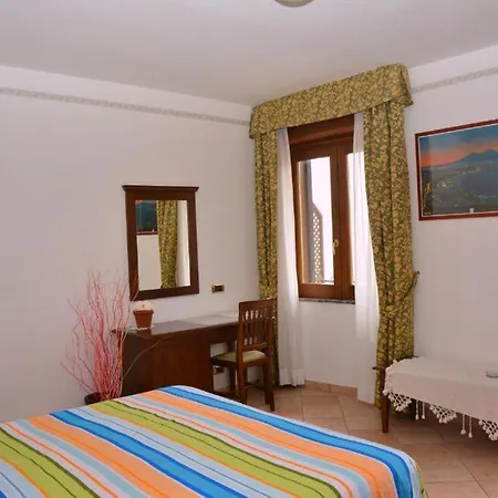 Agriturismo Il Pettirosso Gospodarstwo agroturystyczne *